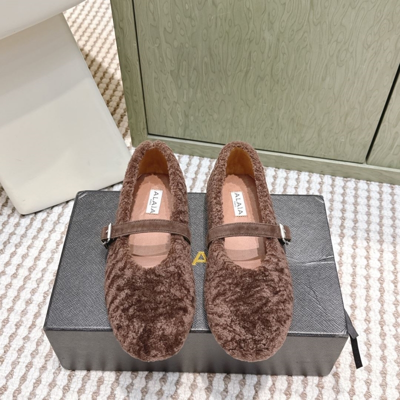 Alaia Flat Shoes